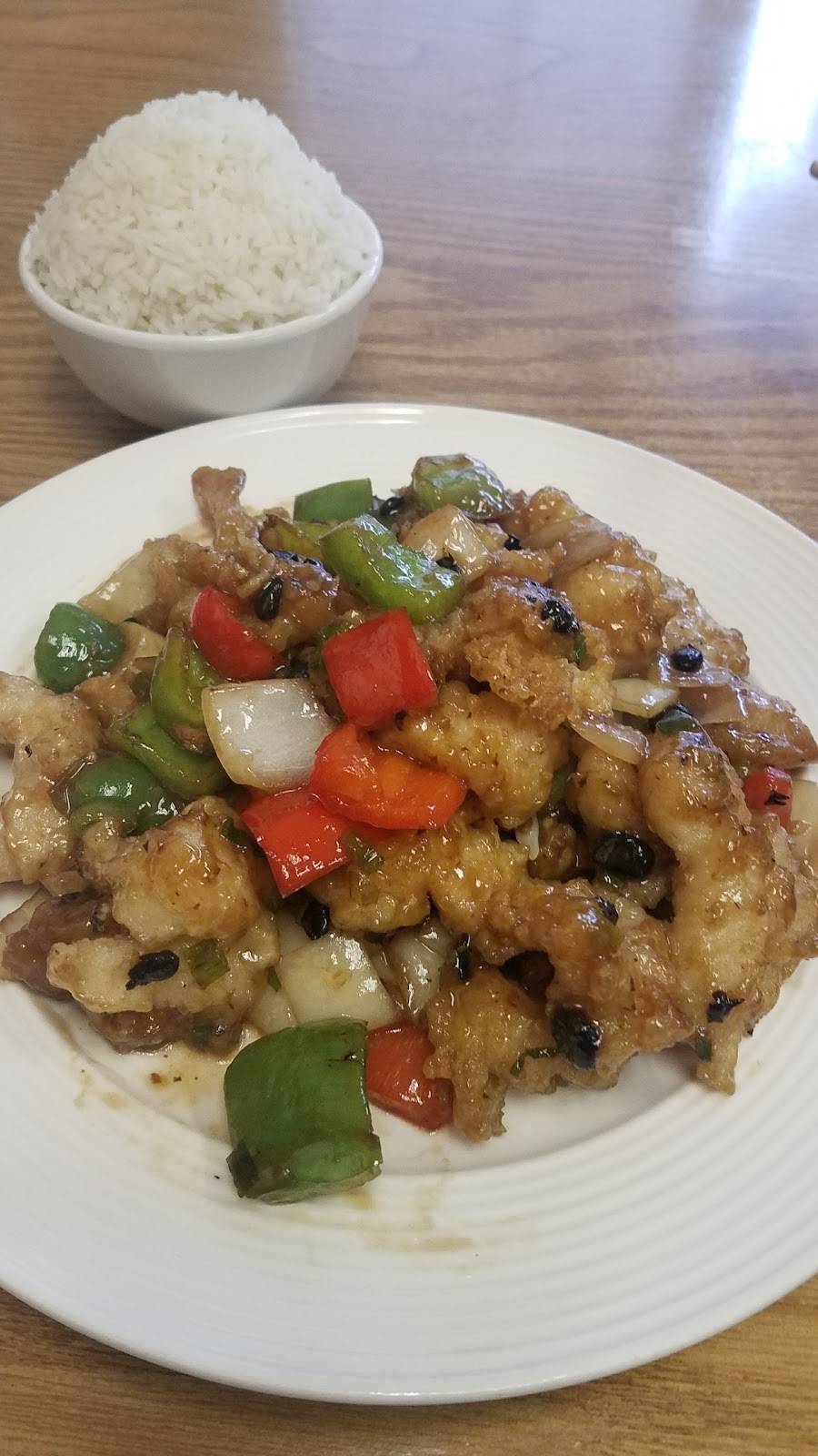 Sungari Dumpling House | restaurant | 4543 Mission St, San Francisco, CA 94112, USA | 4153333681 OR +1 415-333-3681