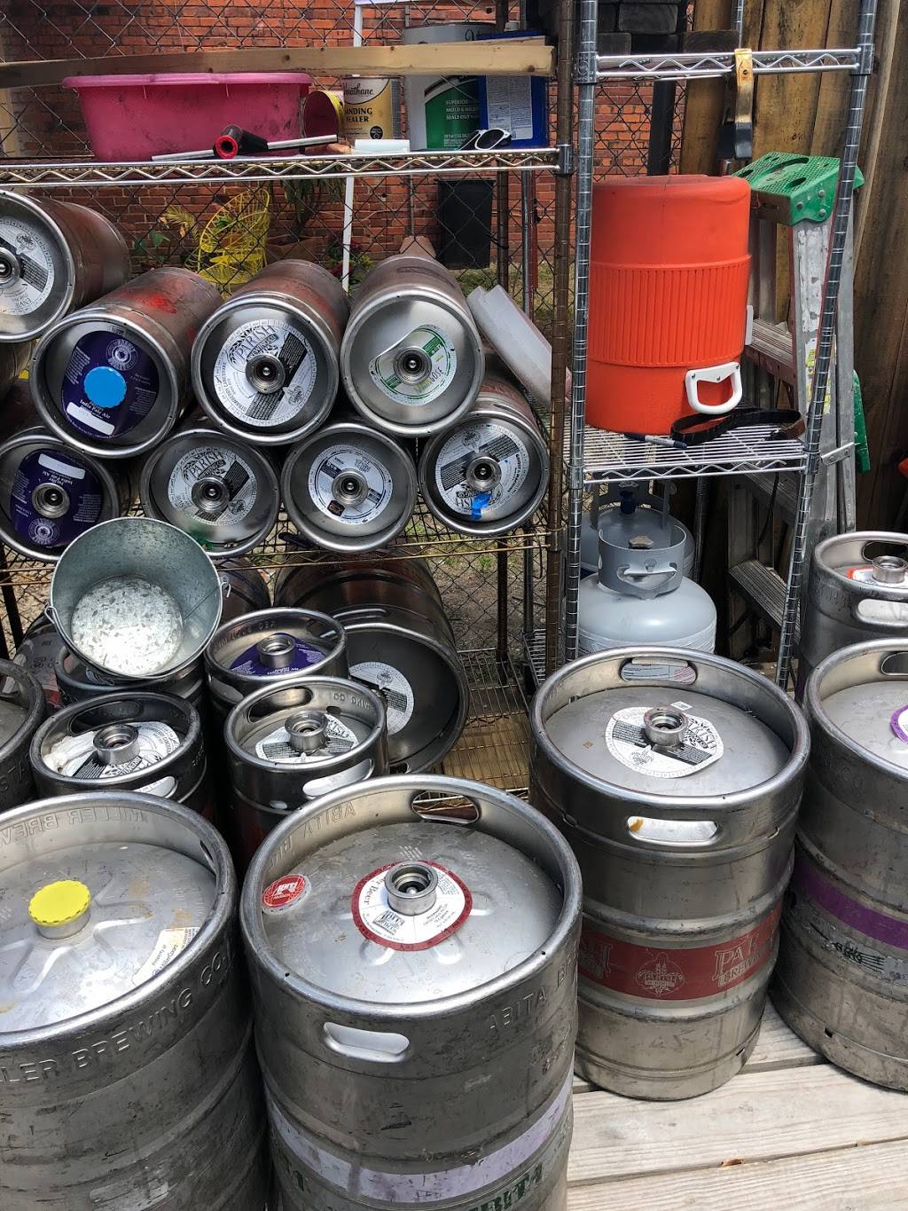 Wurst Biergarten & Food Park | meal takeaway | 537 Jefferson St, Lafayette, LA 70501, USA | 3372240244 OR +1 337-224-0244