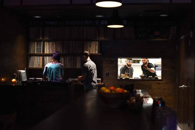 Takashima Records | restaurant | 4095 Chouteau Ave, St. Louis, MO 63110, USA | 3145719133 OR +1 314-571-9133