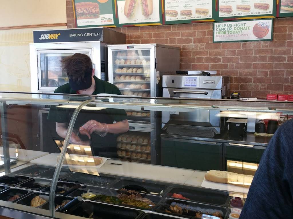 Subway | restaurant | 4632 Hicone Rd, Greensboro, NC 27405, USA | 3363589100 OR +1 336-358-9100