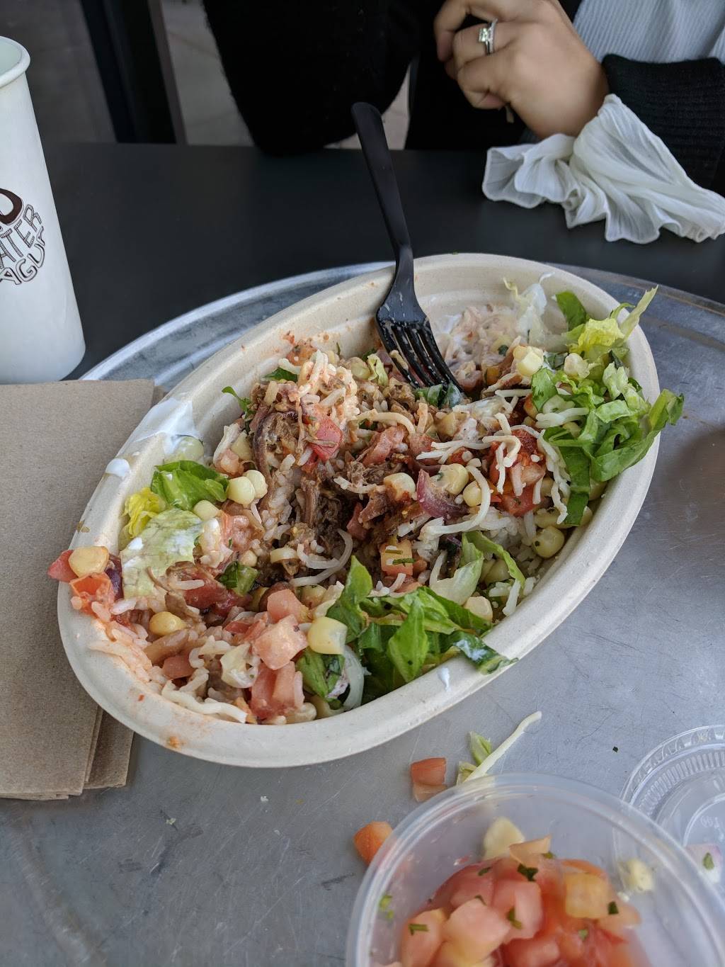 Chipotle Mexican Grill | restaurant | 16595 Sierra Lakes Pkwy Ste 100, Fontana, CA 92336, USA | 9093500054 OR +1 909-350-0054