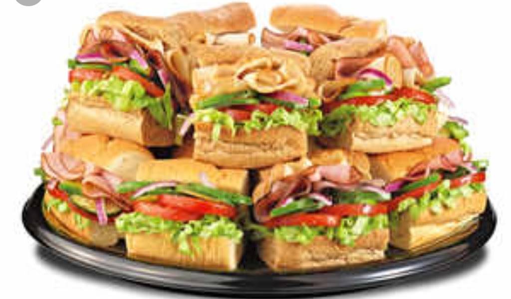 Subway Sandwich Shop | restaurant | 10505 NW 112th Ave #3, Medley, FL 33178, USA | 3058872696 OR +1 305-887-2696