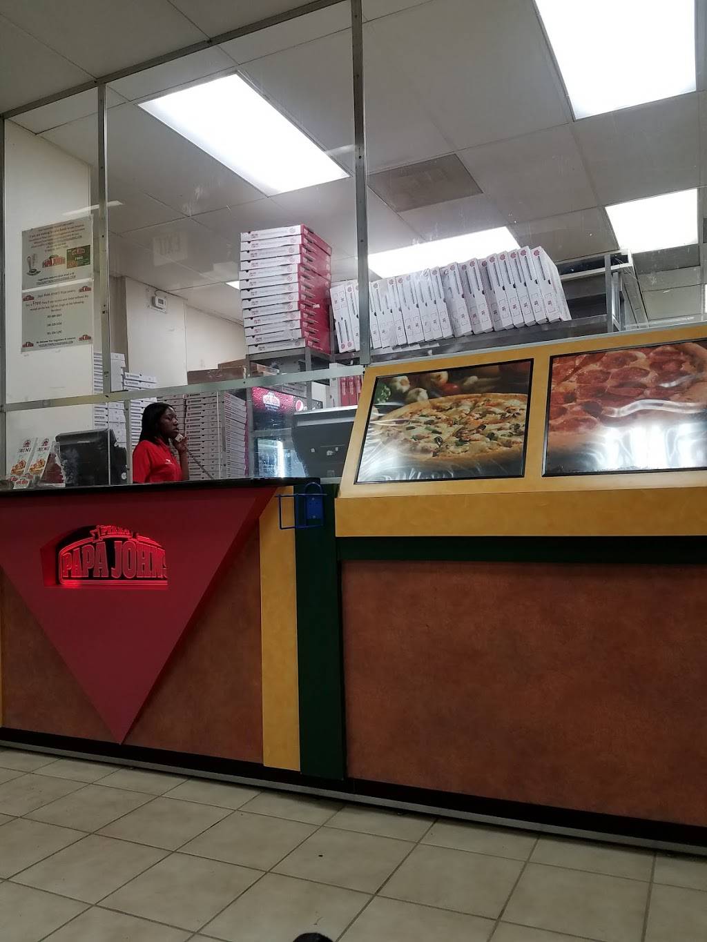 Papa Johns Pizza | restaurant | 4526 St Barnabas Rd, Marlow Heights, MD 20748, USA | 3014235800 OR +1 301-423-5800