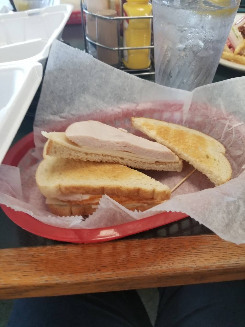 Mulligans Sports Bar & Grill | restaurant | 190 Idlewood Ave, Bartow, FL 33830, USA | 8635331668 OR +1 863-533-1668