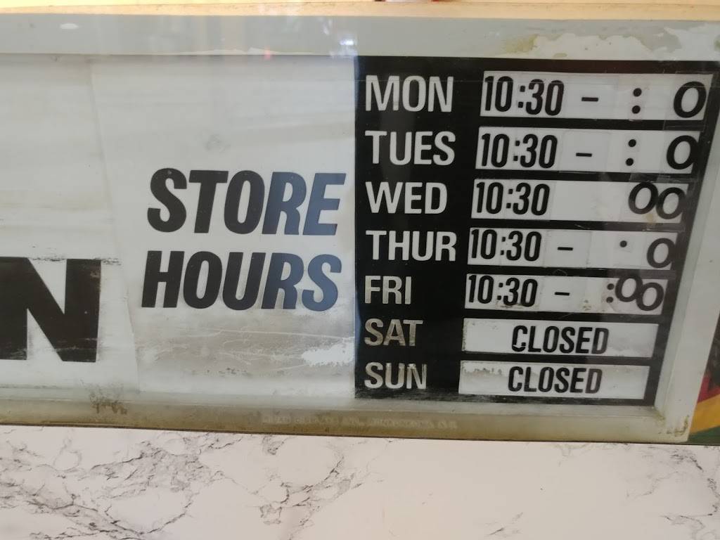 Oriental Lunch | restaurant | 3 Arcade, Nashville, TN 37219, USA | 6152449320 OR +1 615-244-9320