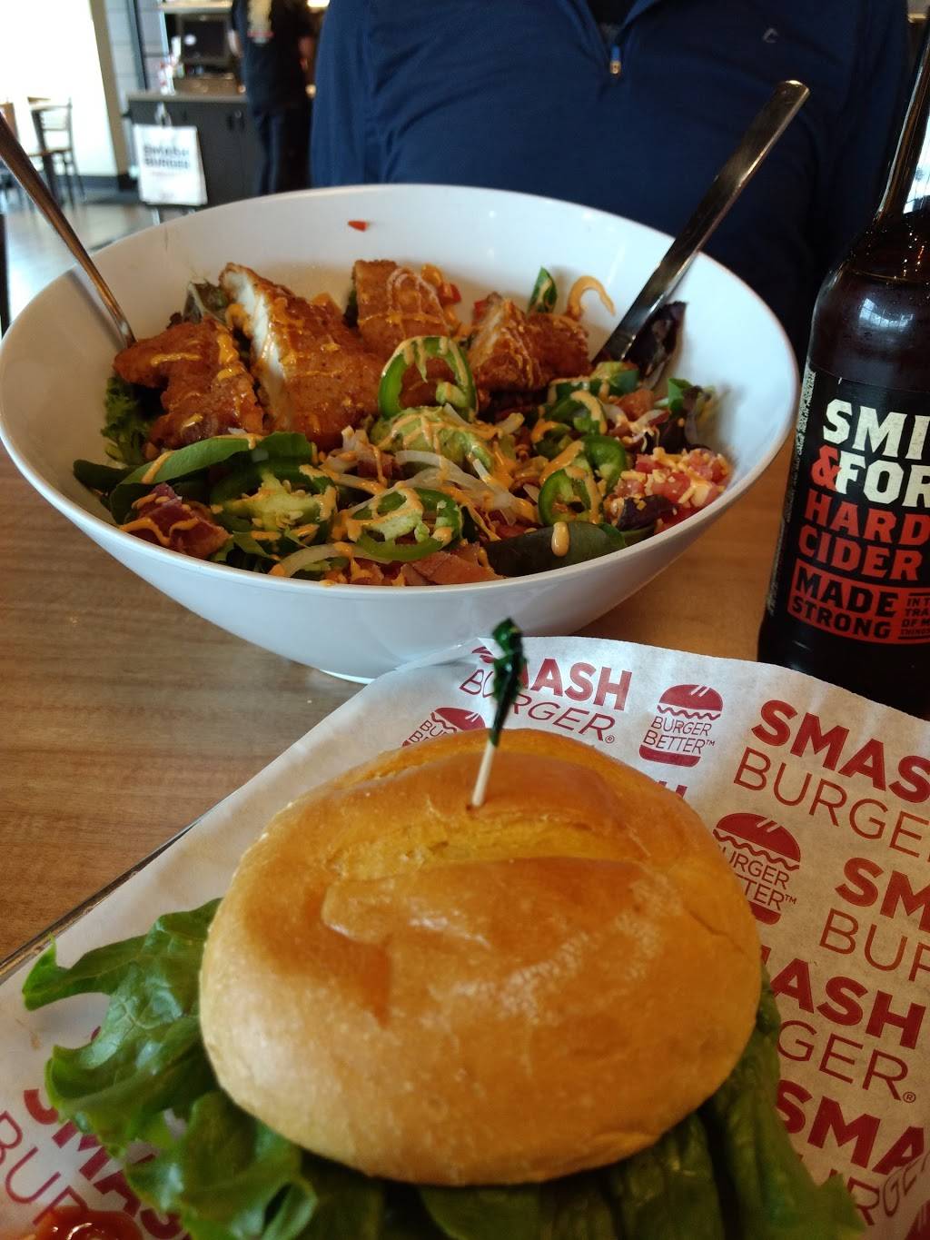 Smashburger | restaurant | 317 W 104th Ave, Anchorage, AK 99515, USA | 9073376274 OR +1 907-337-6274