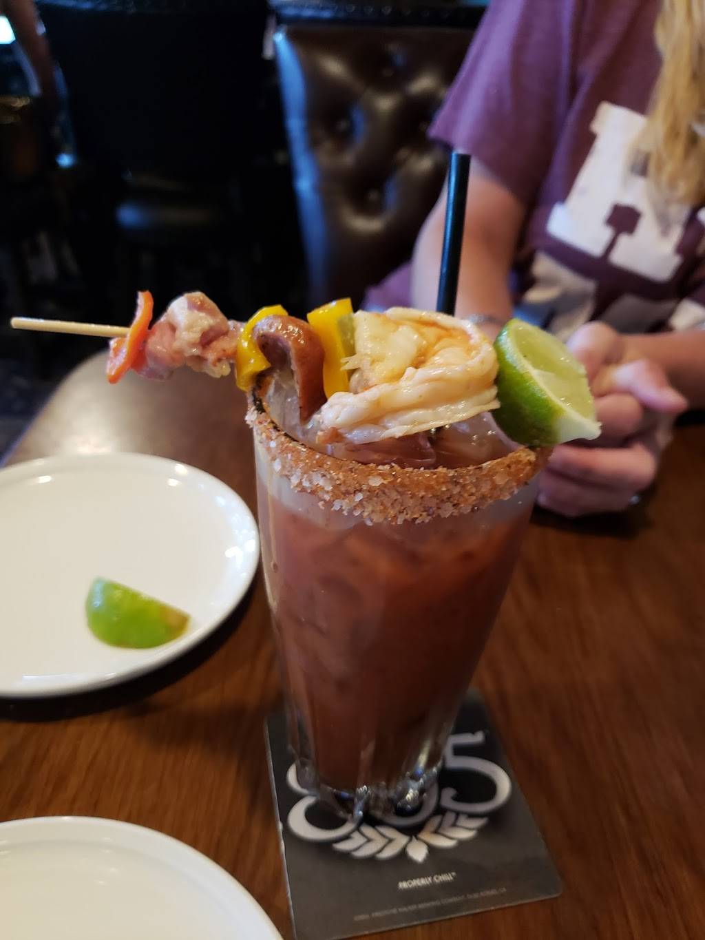 The Rim | restaurant | 295 E Renfro St, Burleson, TX 76028, USA | 8177207707 OR +1 817-720-7707