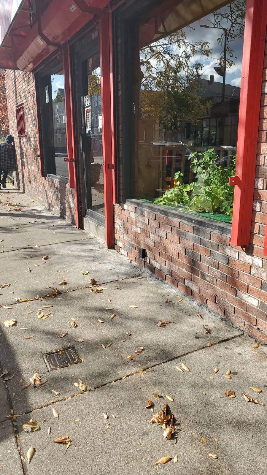 One Family Diner | restaurant | 260 Bowdoin St, Dorchester, MA 02122, USA | 6174361577 OR +1 617-436-1577