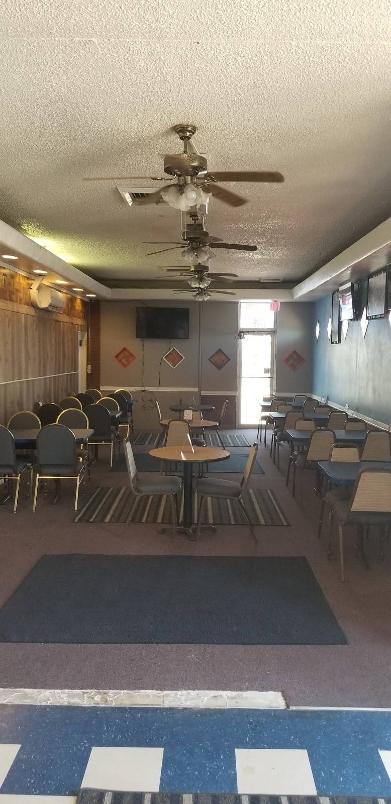 N.E. Bar & Grill | restaurant | 8739 Dyer St, El Paso, TX 79904, USA | 9152834493 OR +1 915-283-4493