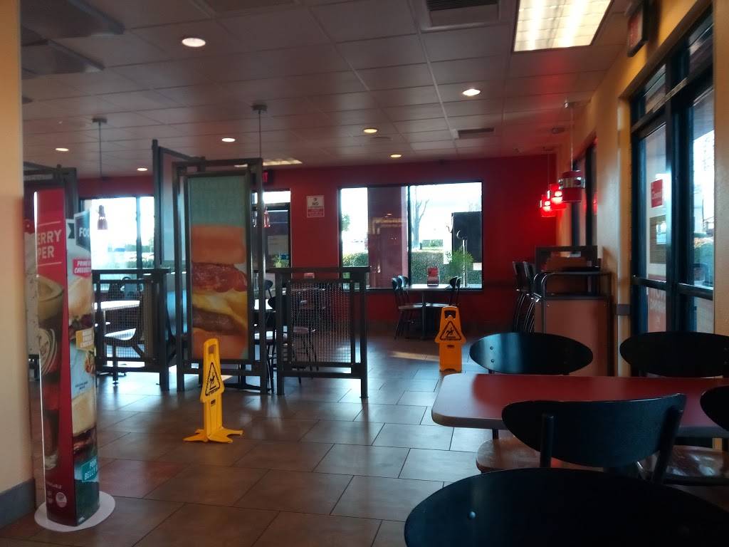 Jack in the Box | restaurant | 39878 Los Alamos Rd, Murrieta, CA 92562, USA | 9516986544 OR +1 951-698-6544