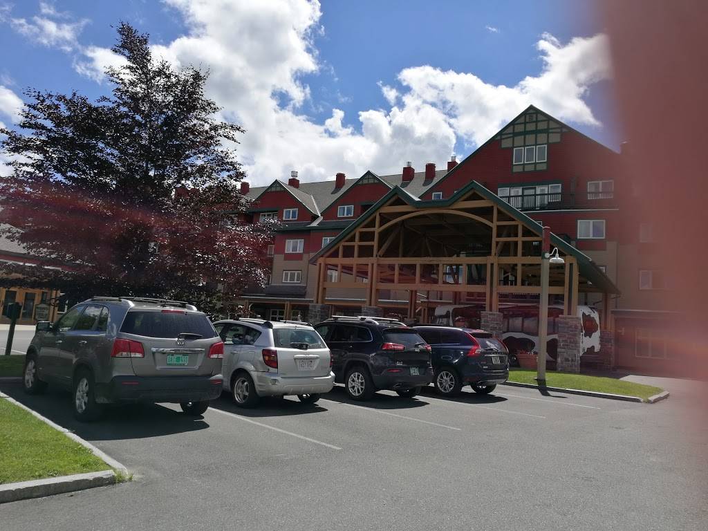 Summit Lodge | restaurant | 39 Mount Snow Road, West Dover, VT 05356, USA | 8024641100 OR +1 802-464-1100