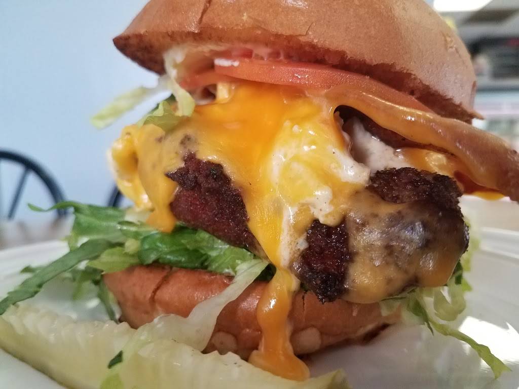 Adamms Airport Deli | restaurant | 891 Elkridge Landing Rd # 180, Linthicum Heights, MD 21090, USA | 4108504333 OR +1 410-850-4333