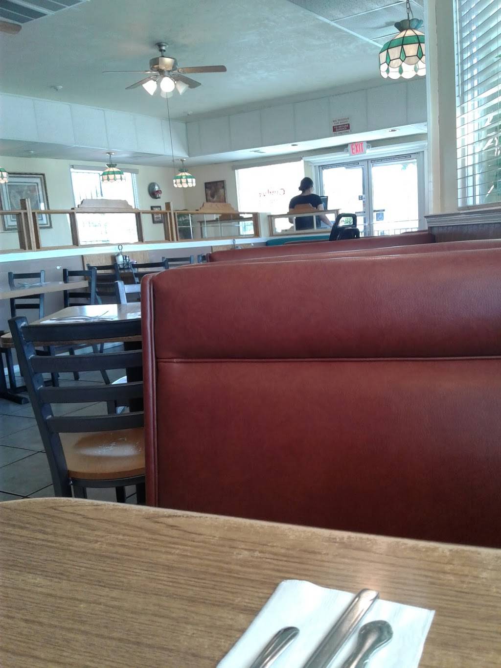 Cindys Restaurant | restaurant | 526 N Golden State Blvd, Turlock, CA 95380, USA | 2096641108 OR +1 209-664-1108