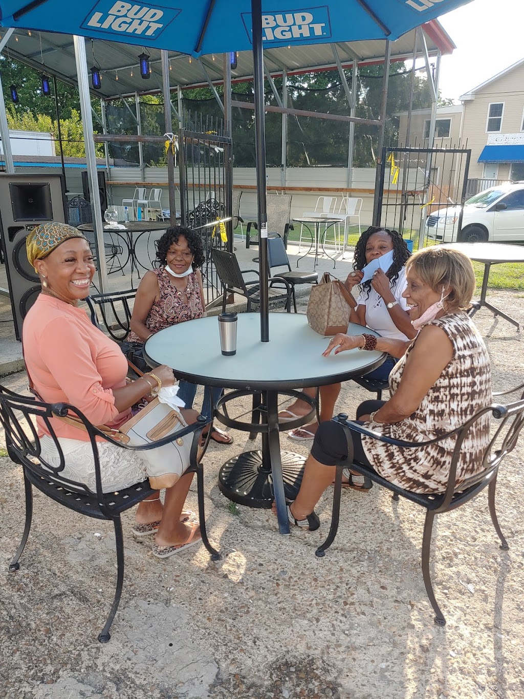 Ridgedale Corner Market &Cafe | restaurant | 1207 Dodds Ave, Chattanooga, TN 37404, USA | 4235412125 OR +1 423-541-2125