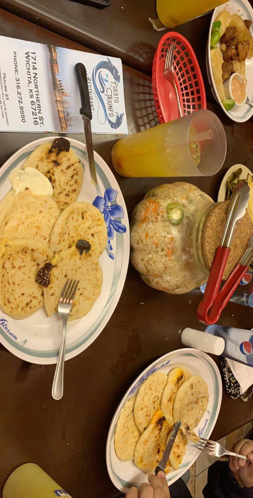 Puerto El Triunfo Restaurant | restaurant | 1714 E Northern St, Wichita, KS 67216, USA | 3162729550 OR +1 316-272-9550