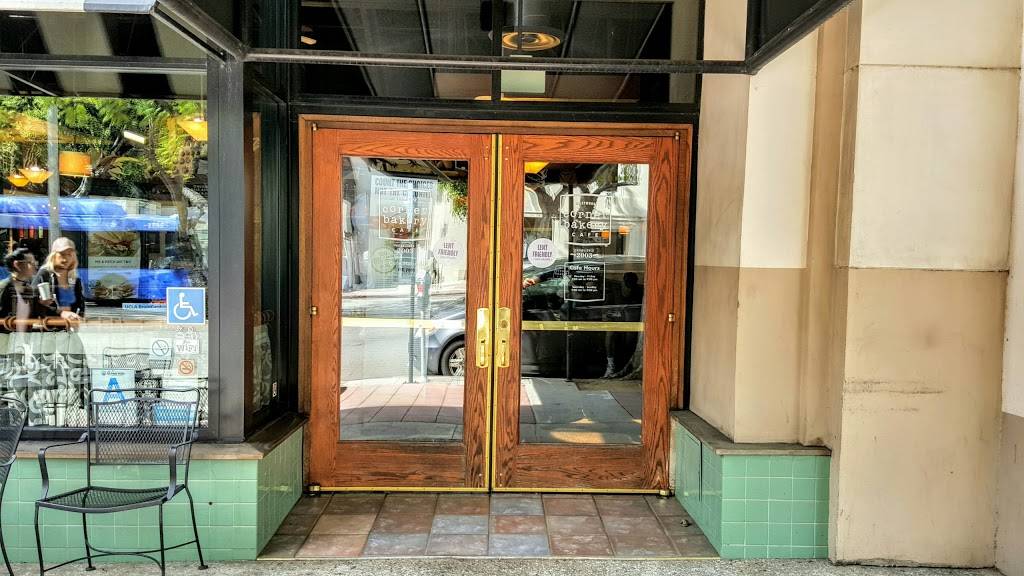 Corner Bakery Cafe | cafe | 1019 S Westwood Blvd, Los Angeles, CA 90024, USA | 3108241314 OR +1 310-824-1314