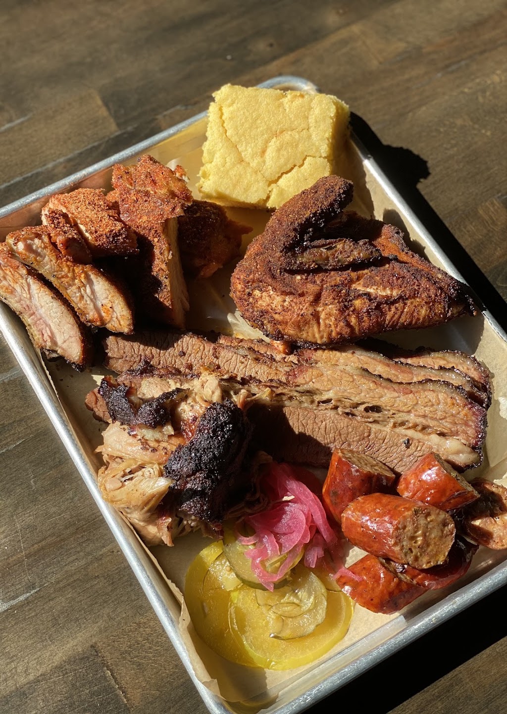 PIGS BBQ | restaurant | 2401 Whittier Drive Suite A and E, Frederick, MD 21702, USA | 2406298001 OR +1 240-629-8001