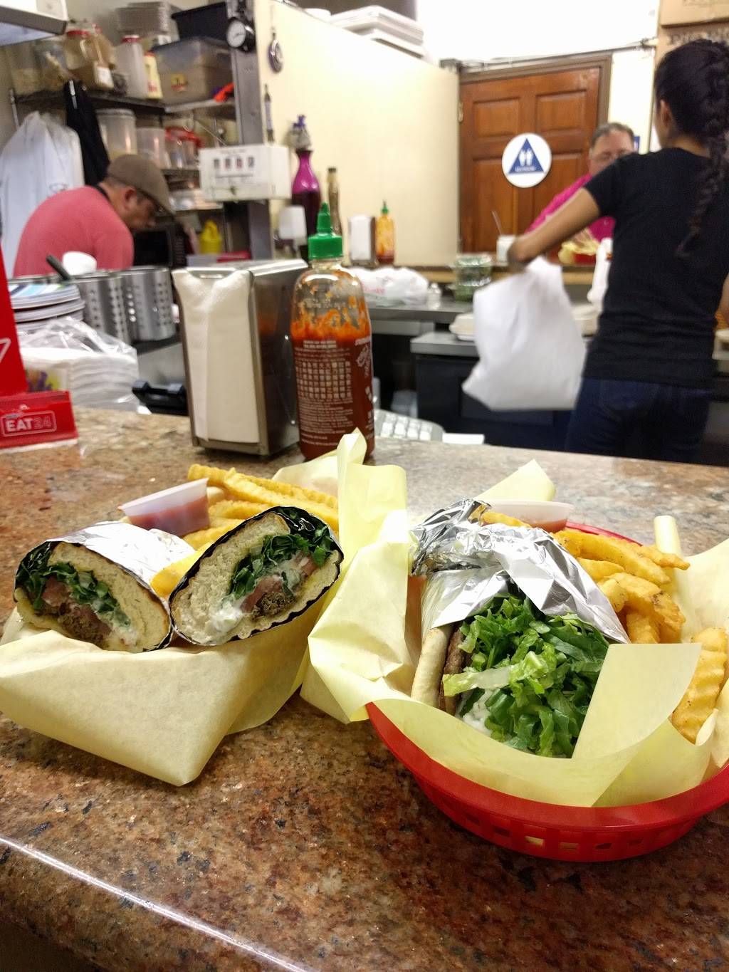 Wallys Cafe (Emeryville) | restaurant | 3900 San Pablo Ave, Emeryville, CA 94608, USA | 5105971303 OR +1 510-597-1303