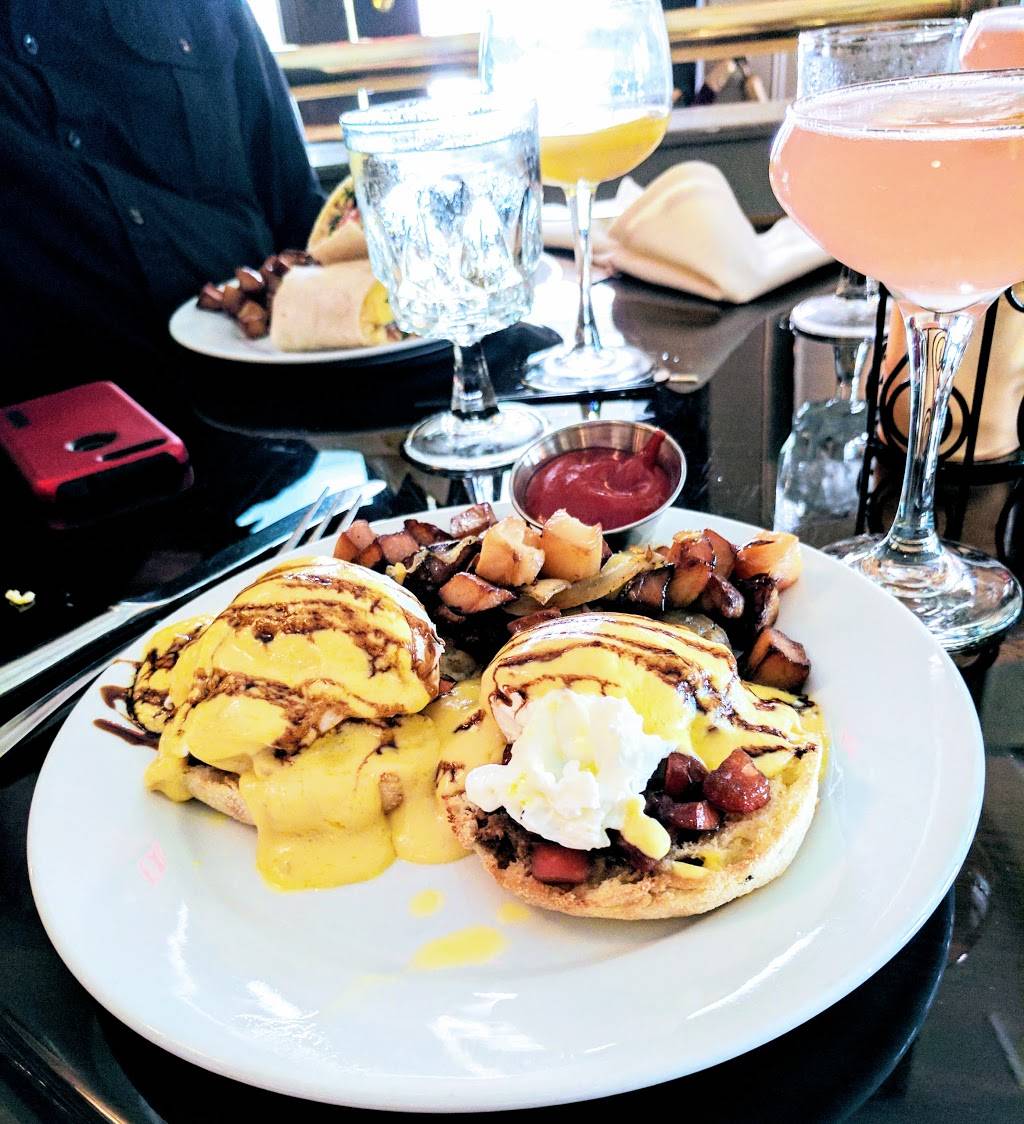 Rudis Portsmouth | restaurant | 20 High St, Portsmouth, NH 03801, USA | 6034307834 OR +1 603-430-7834