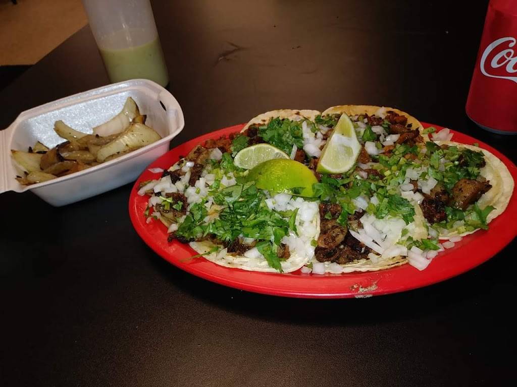 Tacos Chilo estilo chilango | restaurant | 1109 S Walton Walker Blvd, Dallas, TX 75211, USA | 2149898768 OR +1 214-989-8768