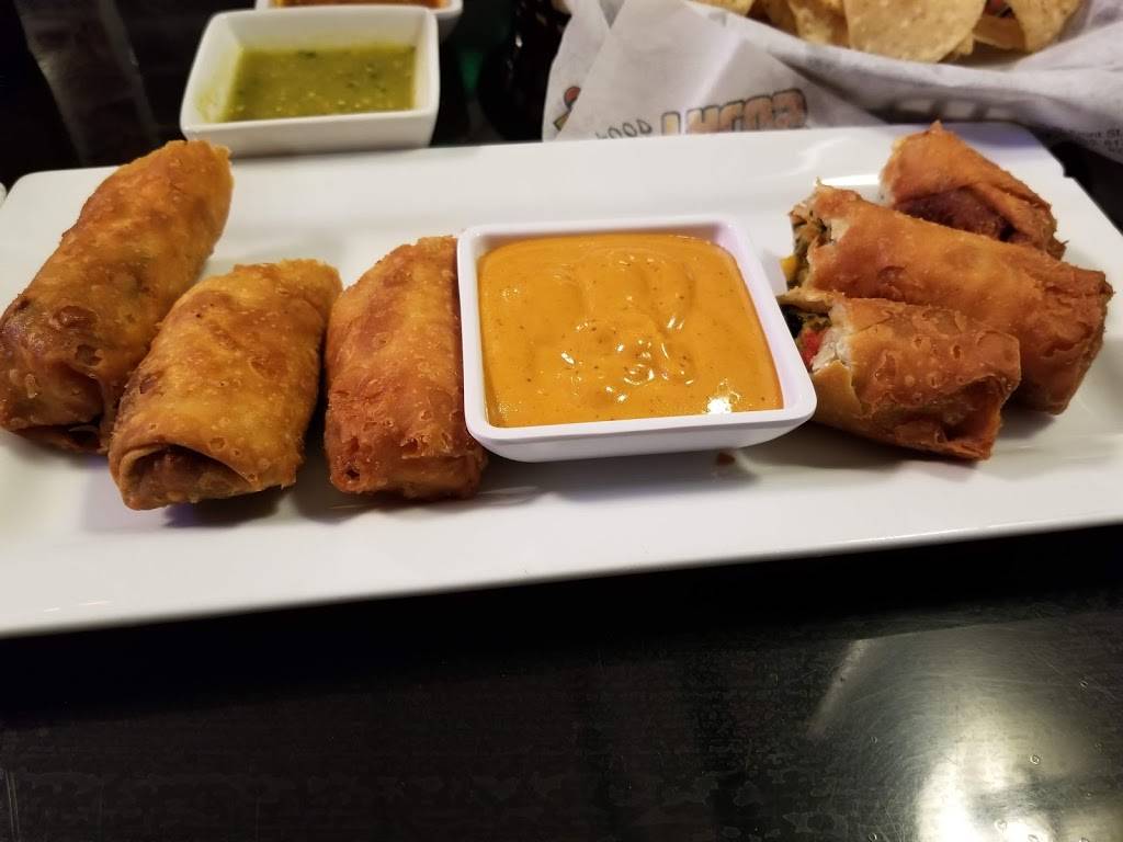 Tonys Tacos Downtown | restaurant | 105 W Front St, Bloomington, IL 61701, USA | 3098278226 OR +1 309-827-8226