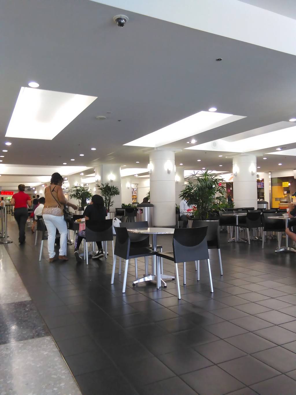 Chick-fil-A | restaurant | 1625 Chestnut St Ste F8, Philadelphia, PA 19103, USA | 2155577853 OR +1 215-557-7853