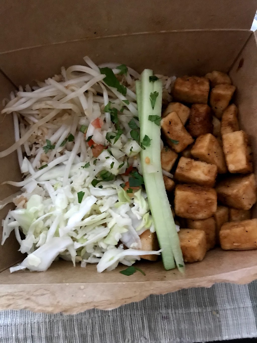 KOI Fusion | restaurant | 2195 NE Allie Ave, Hillsboro, OR 97124, USA | 9713713339 OR +1 971-371-3339