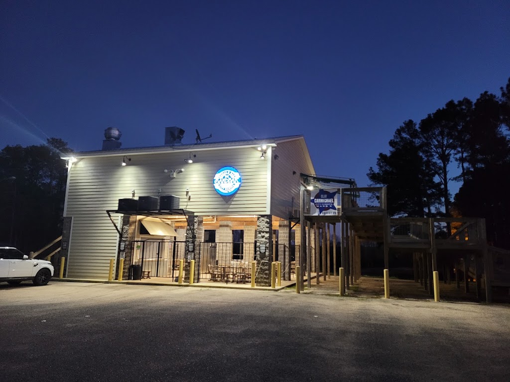 The Sandbar | restaurant | 1 Marina Dr, Selma, AL 36701, USA | 3348771444 OR +1 334-877-1444