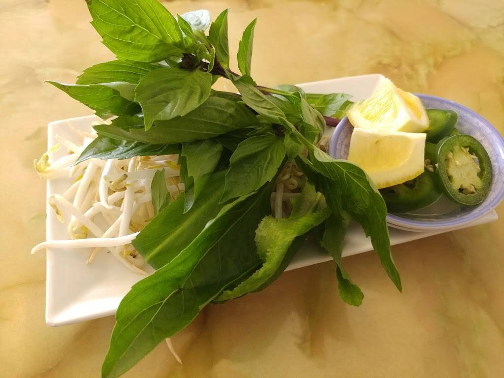 Saigons Restaurant | restaurant | 3624 Waialae Ave, Honolulu, HI 96816, USA | 8087354242 OR +1 808-735-4242