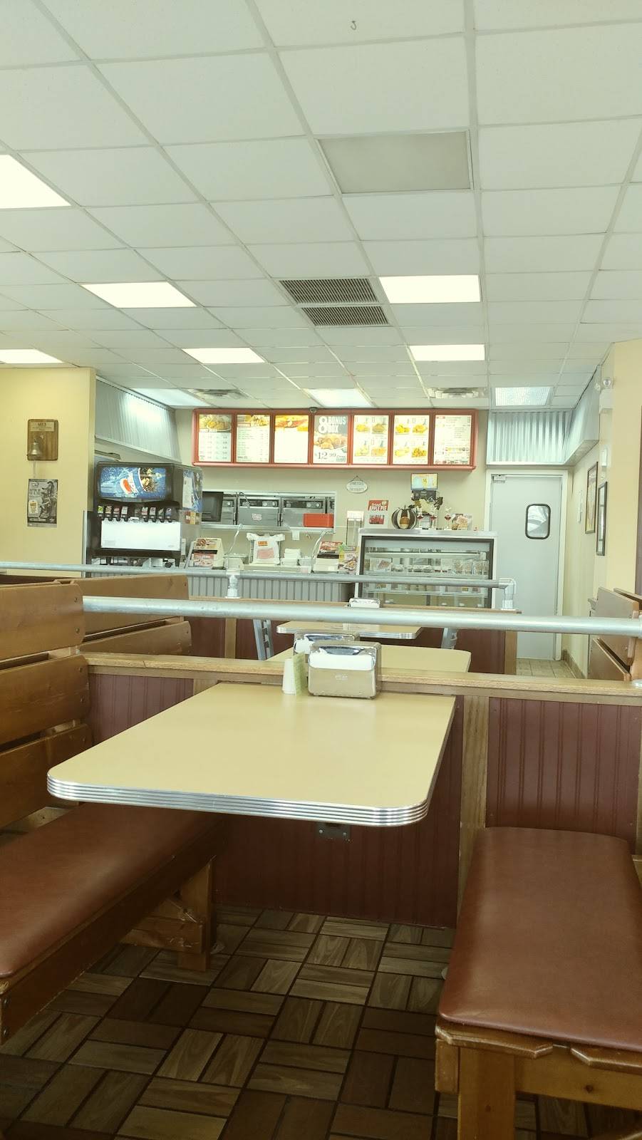 Lees Famous Recipe Chicken - Piqua | restaurant | 102 S Sunset Dr, Piqua, OH 45356, USA | 9377781220 OR +1 937-778-1220