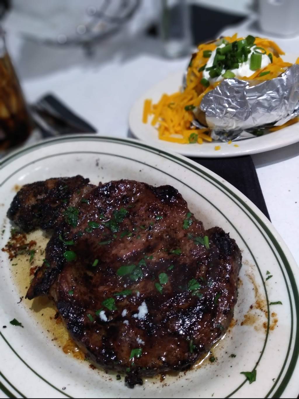 The Palms too | restaurant | 8001 W St Bernard Hwy B, Arabi, LA 70032, USA | 5042776996 OR +1 504-277-6996