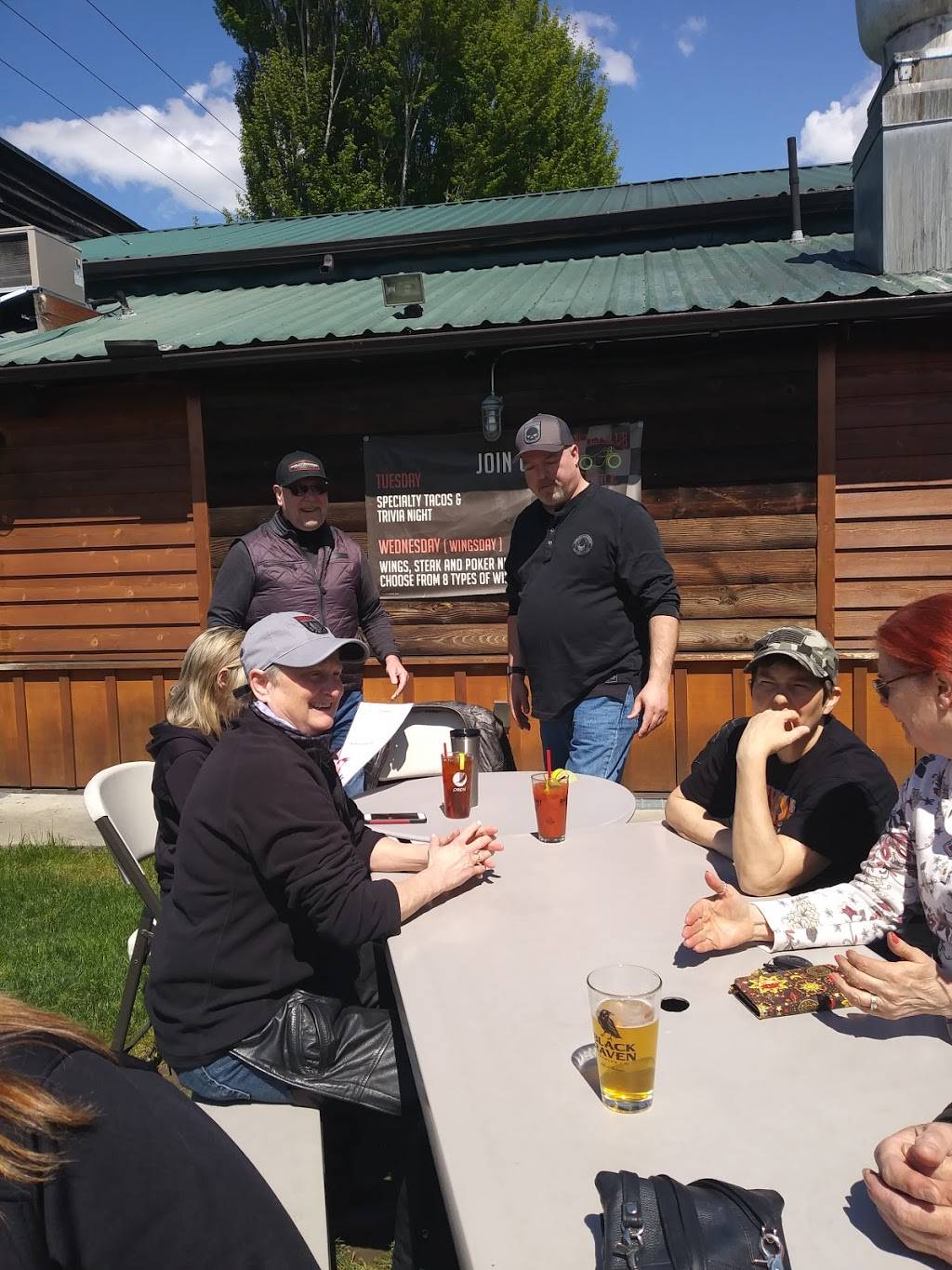 Petes Club Bar & Grill | restaurant | 4640 Tolt Ave, Carnation, WA 98014, USA | 4253334300 OR +1 425-333-4300