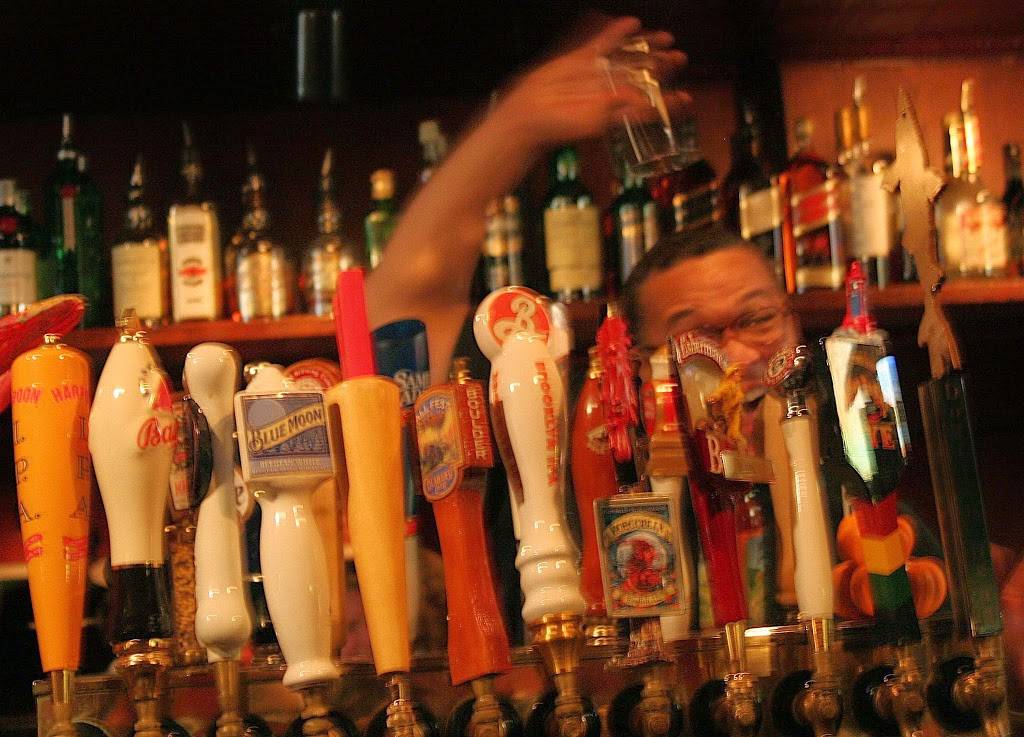 Cambridge Common | restaurant | 1667 Massachusetts Ave, Cambridge, MA 02138, USA | 6175471228 OR +1 617-547-1228