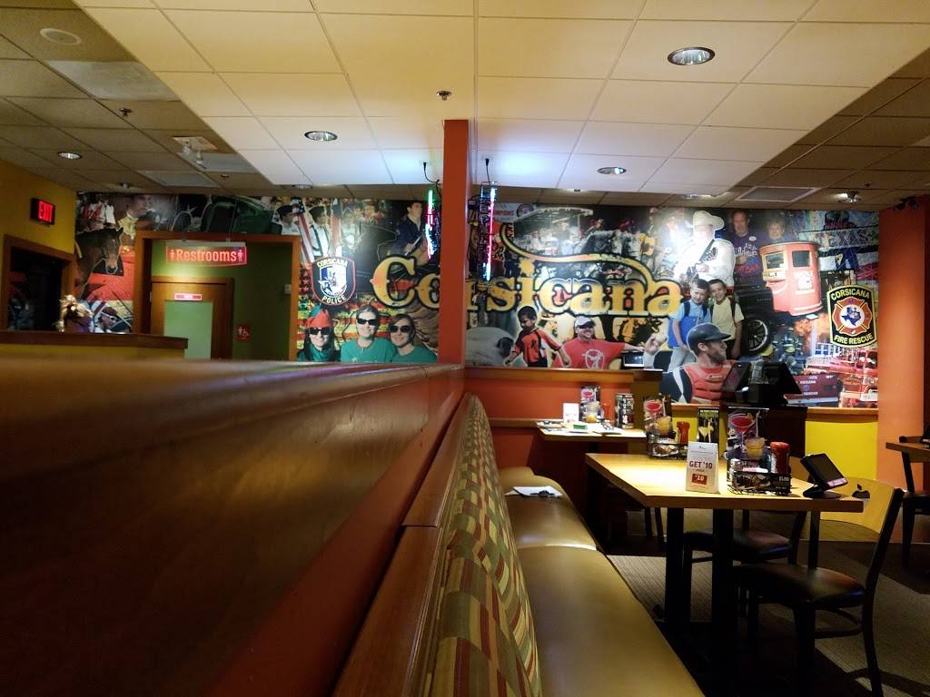 Applebees Grill + Bar | restaurant | 1901 S, I-45, Corsicana, TX 75110, USA | 9038727630 OR +1 903-872-7630