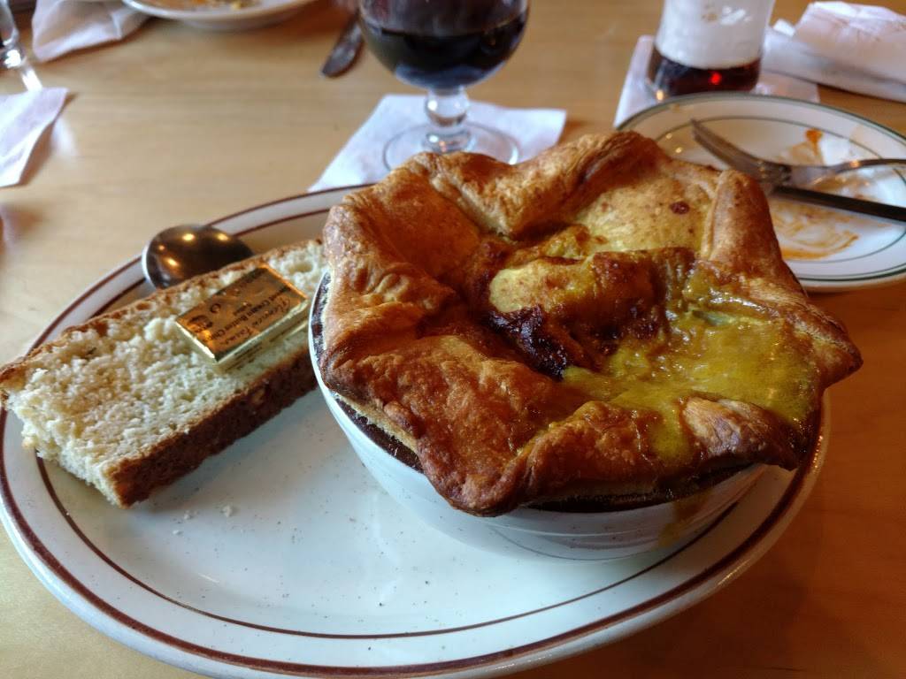 Nanas Irish Pub | restaurant | 7843 Main St, Middletown, VA 22645, USA | 5408689877 OR +1 540-868-9877