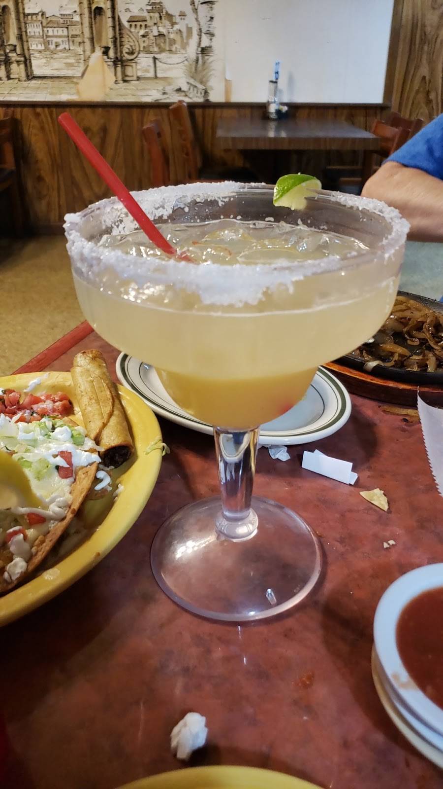 Las Maracas | restaurant | 27 Louisiana St, Westwego, LA 70094, USA | 5045103111 OR +1 504-510-3111