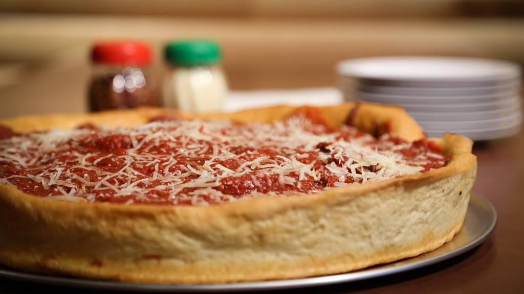 Ole Piper Family Restaurant & Sports Bar | night club | 16604 Cedar Ave, Rosemount, MN 55068, USA | 9524327111 OR +1 952-432-7111