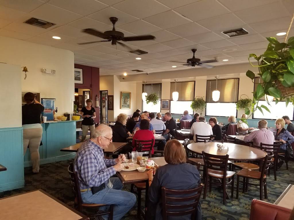 Russells Marina Grill | restaurant | 8555 Pontchartrain Blvd, New Orleans, LA 70124, United States | 5042829980 OR +1 504-282-9980