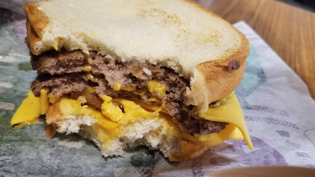 Popeyes Louisiana Kitchen | restaurant | 215 E Fordham Rd, Bronx, NY 10458, USA | 3473446816 OR +1 347-344-6816