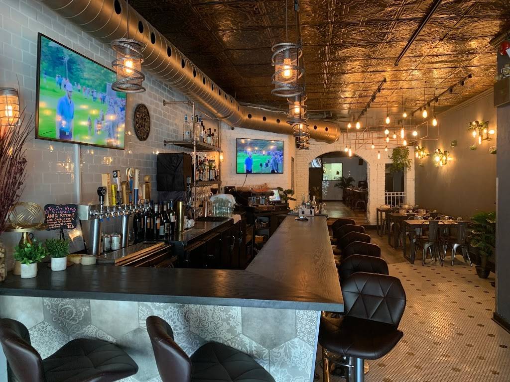 Aniq | restaurant | 403 Roncesvalles Ave, Toronto, ON M6R 2N1, Canada | 4165882930 OR +1 416-588-2930