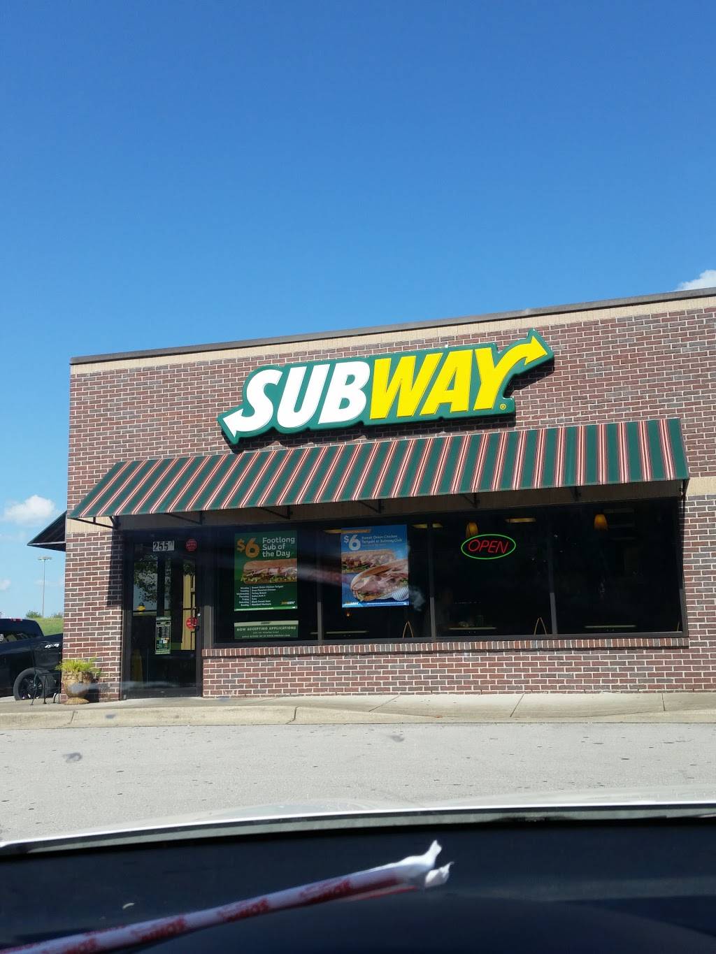 Subway | restaurant | 2550 Mall Rd, Florence, AL 35630, USA | 2567609148 OR +1 256-760-9148