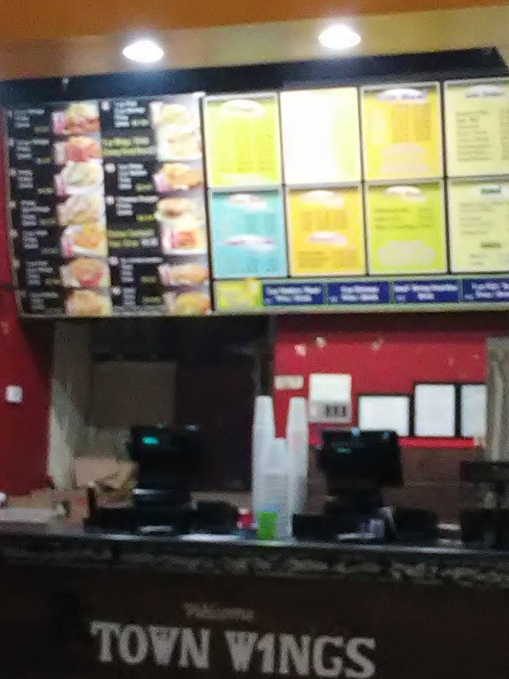 A Town Wings | restaurant | Richmond Plaza, 3435 Wrightsboro Rd #1130, Augusta, GA 30909, USA | 7067333144 OR +1 706-733-3144