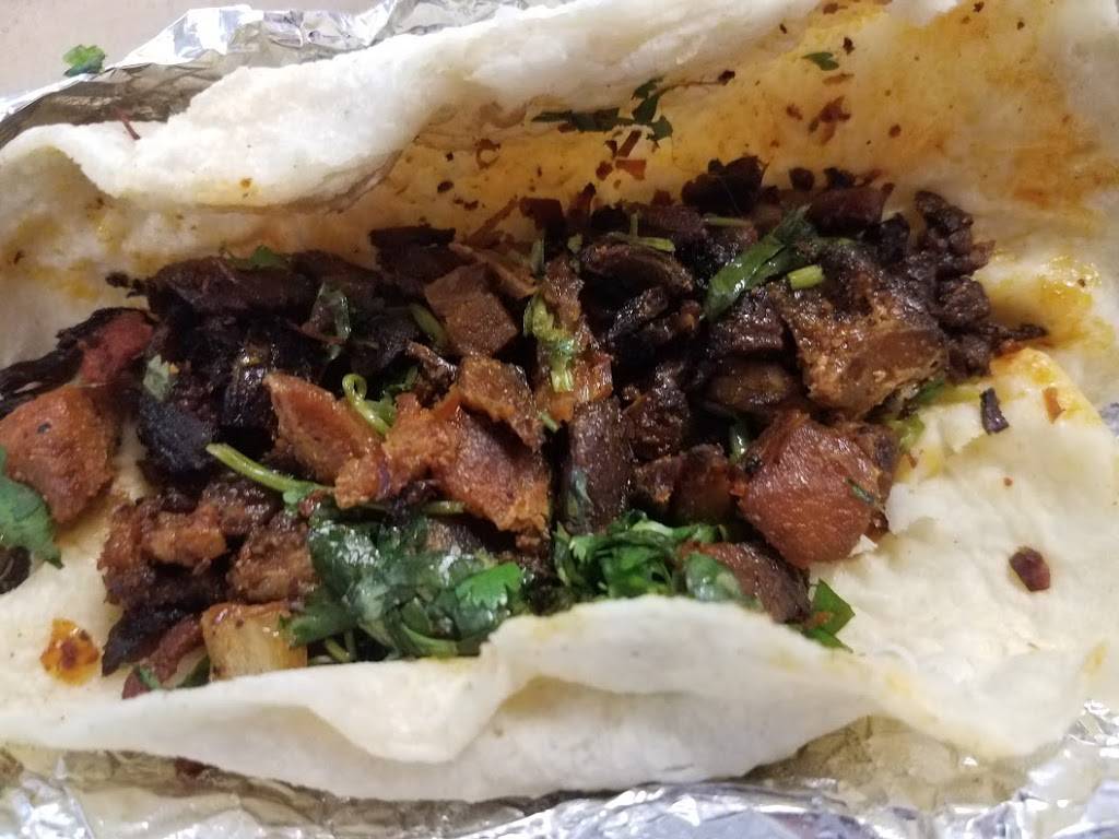 Changos Taqueria | restaurant | 3023 Guadalupe St, Austin, TX 78705, USA | 5124808226 OR +1 512-480-8226