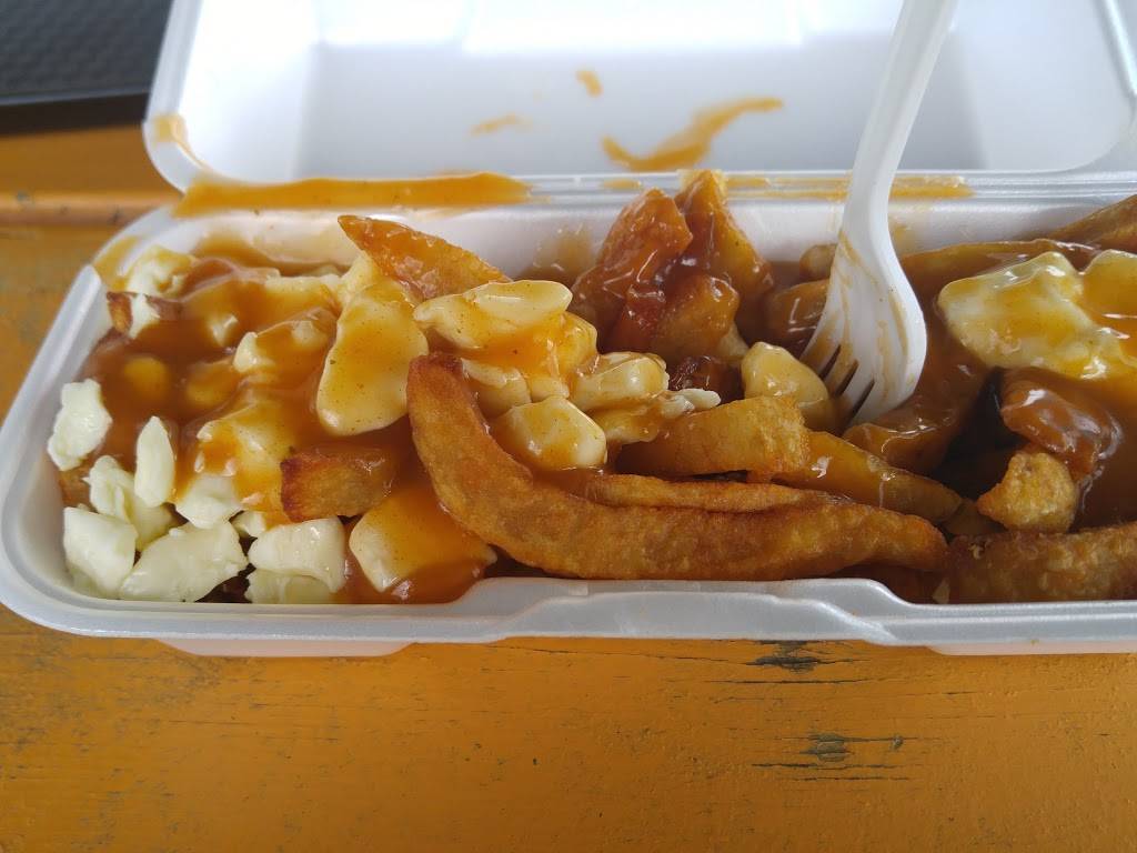 Cantine Le Pignon | restaurant | 103 Rue Béliveau, Saint-Léonard-dAston, QC J0C 1M0, Canada | 8193992116 OR +1 819-399-2116