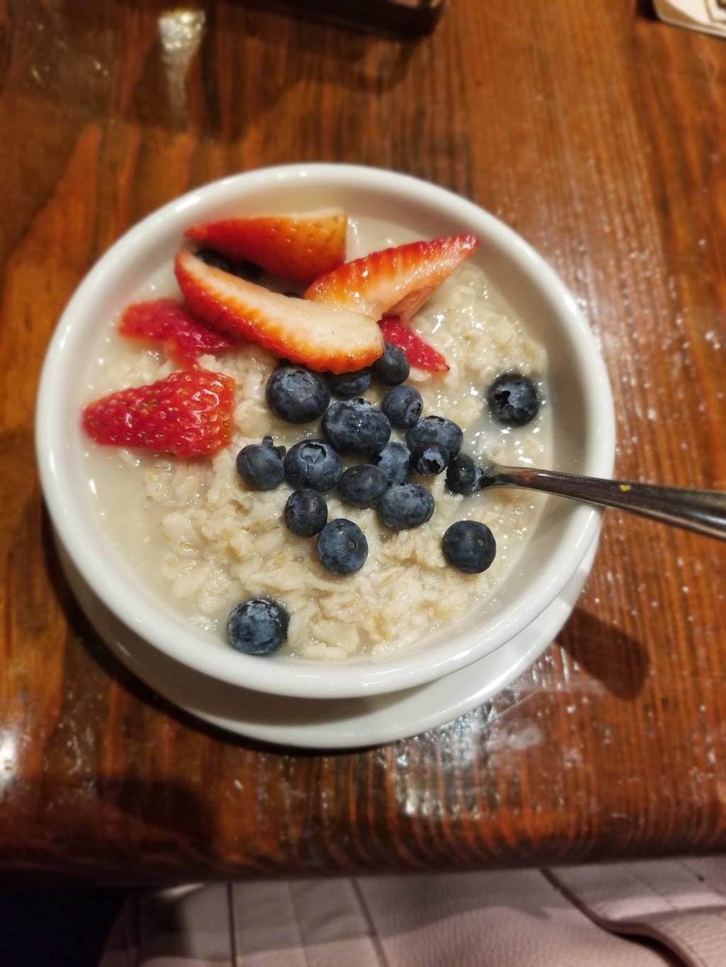 la Madeleine French Bakery & Café | cafe | 4343 W Northwest Hwy, Dallas, TX 75220, USA | 2143575621 OR +1 214-357-5621