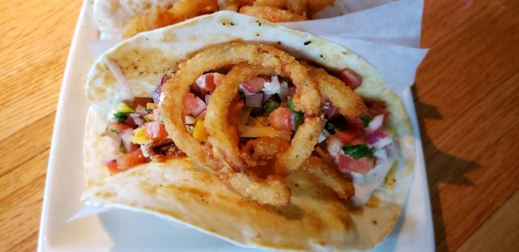 Applebees Grill + Bar | restaurant | 1000 Stafford Market Pl, Stafford, VA 22556, USA | 5406580717 OR +1 540-658-0717