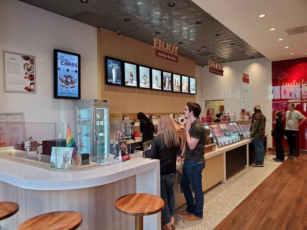 Haagen Dazs | restaurant | 900 Suite 1030, Battery Ave SE, Atlanta, GA 30339, USA | 7706720024 OR +1 770-672-0024