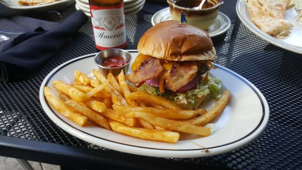 Blackfinn Ameripub - DC | restaurant | 1620 I St NW, Washington, DC 20006, USA | 2024294350 OR +1 202-429-4350