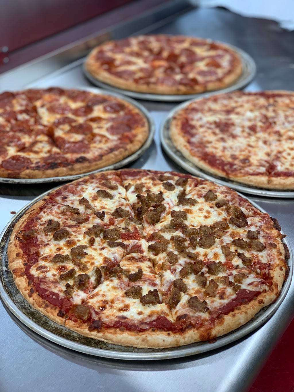 Fire Engine Pizza Company | restaurant | 438 Catawba Ave, Put-In-Bay, OH 43456, USA | 4195152645 OR +1 419-515-2645