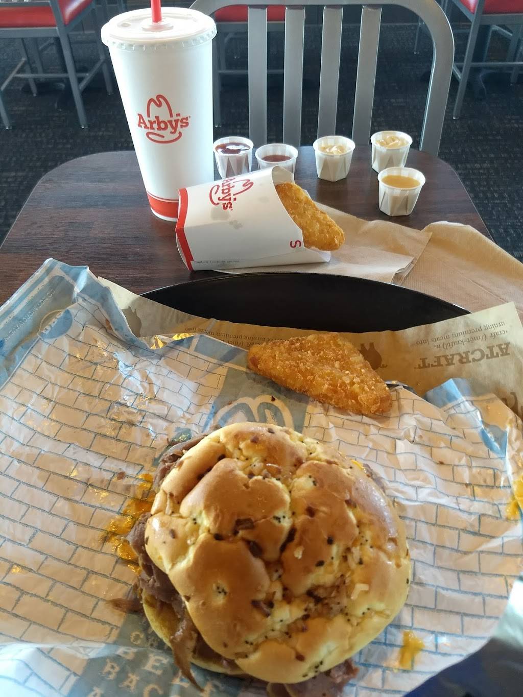 Arbys | restaurant | 2719 Zelda Rd, Montgomery, AL 36106, USA | 3342791124 OR +1 334-279-1124